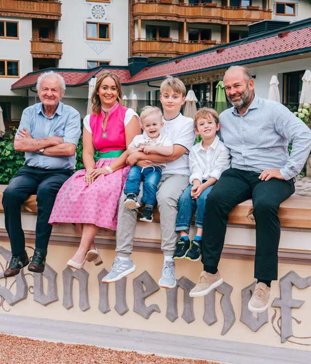 Gastgeberfamilie Wildauer, Ferienhotel Sonnenhof