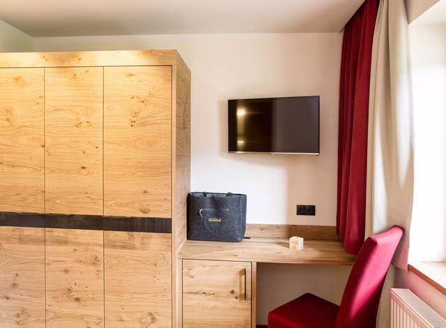Sitzecke im Einzelzimmer im Landhaus Sonnenhof