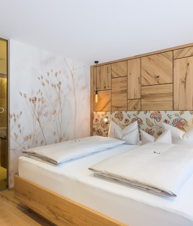 Panorama Suite Schlafzimmer mit Balkon