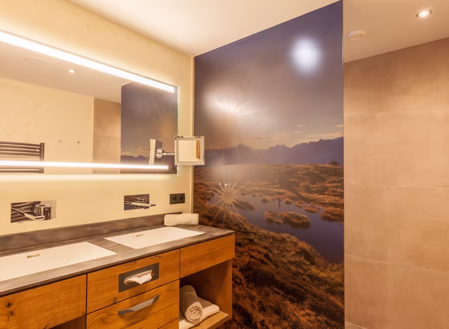 Badezimmer der Suite Deluxe im Hotel Sonnenhof